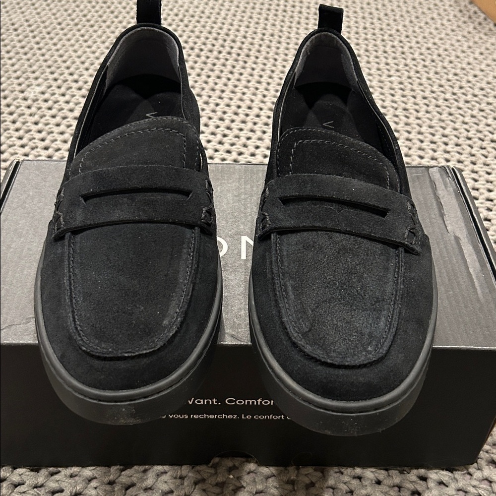 Vionic Women’s Vionic Uptown Loafer – Black Suede 9 Wide - Picture 2 of 7